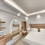 Delmar Syros Φοίνικας