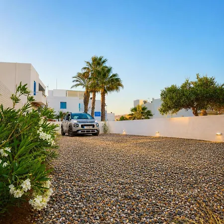 Apart Otel Delmar Syros